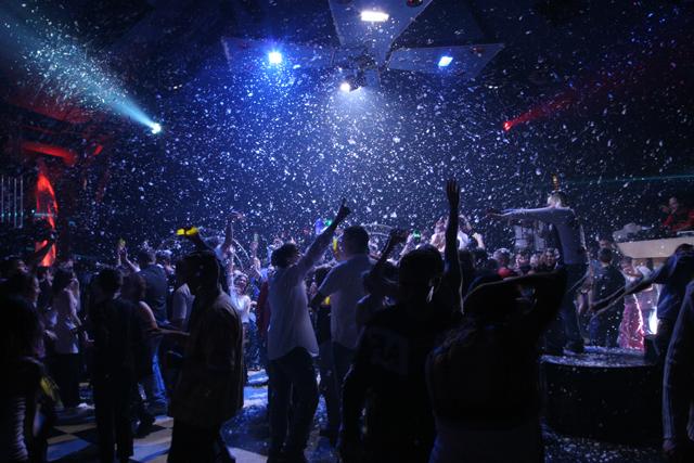 Coupon Code for 15 Percent Off ATL Special FX Snow Machines and Party Confetti only at WWW.AtlSpecialFX.com Coupon Code for 15 Percent Off ATL Special FX Snow Machines and Party Confetti only at WWW.AtlSpecialFX.com