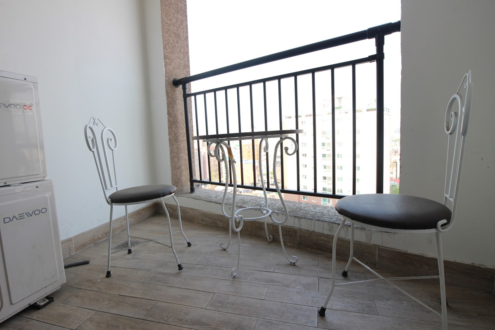 Emerald Forest Apartment Osan AB Housing