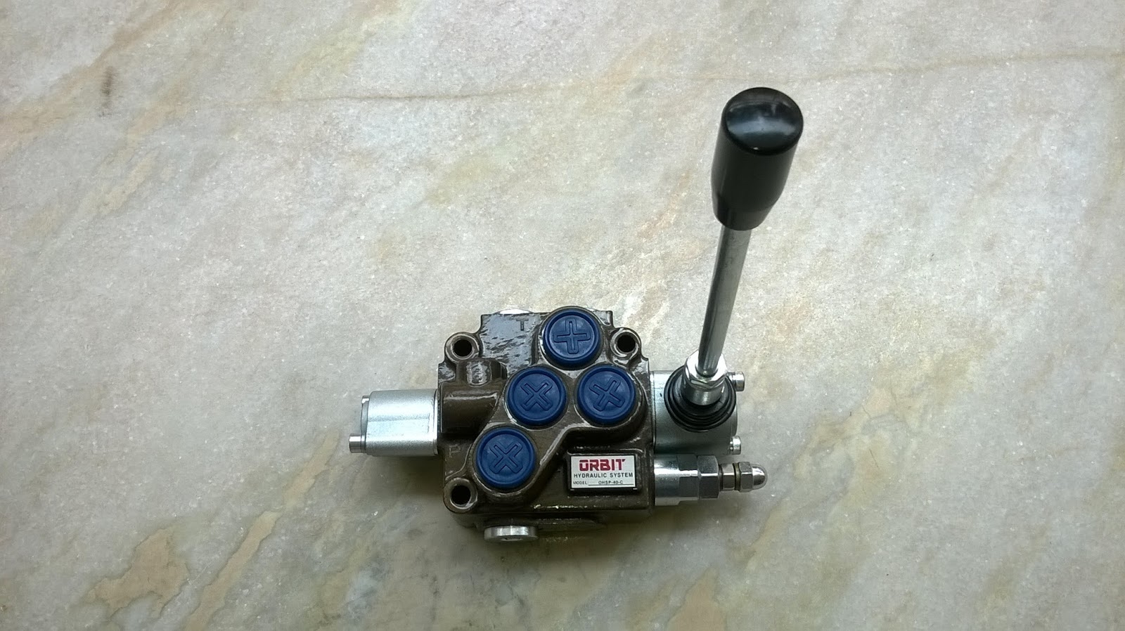 Hydraulic Mobile Control Valves High Quality Pressure Upto 280 Bar
