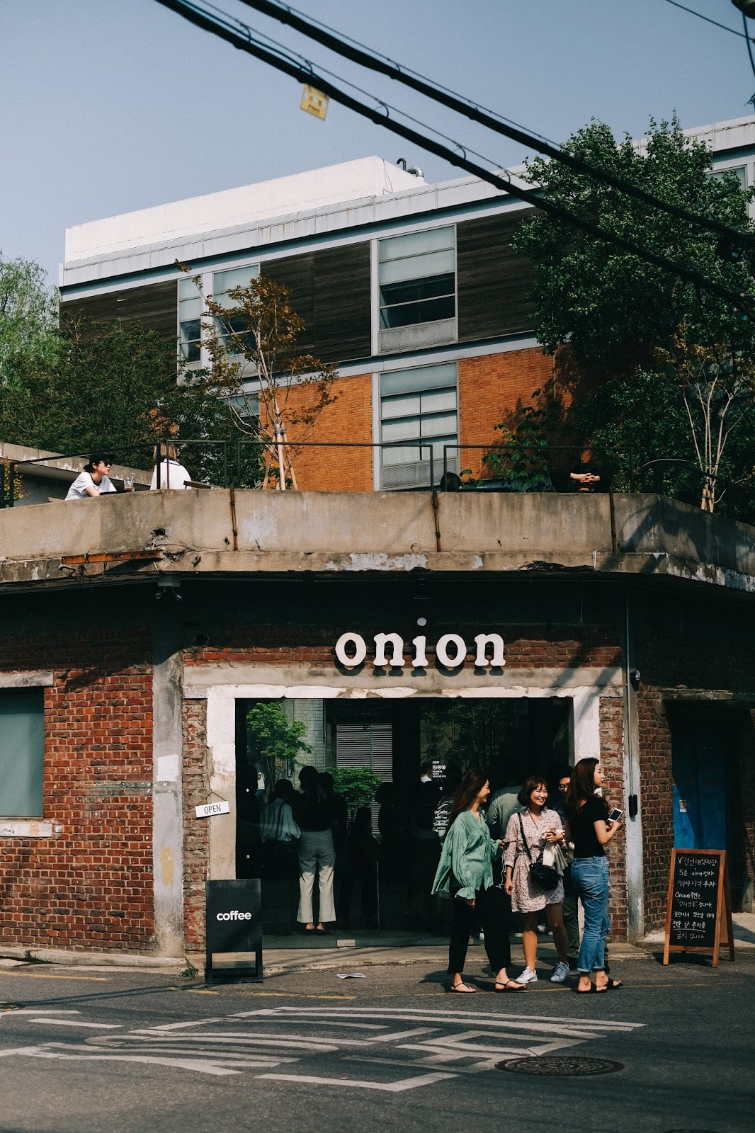 ONION CAFE SEOUL GREAT PLACE FOR CHILL OUT foodandfeast