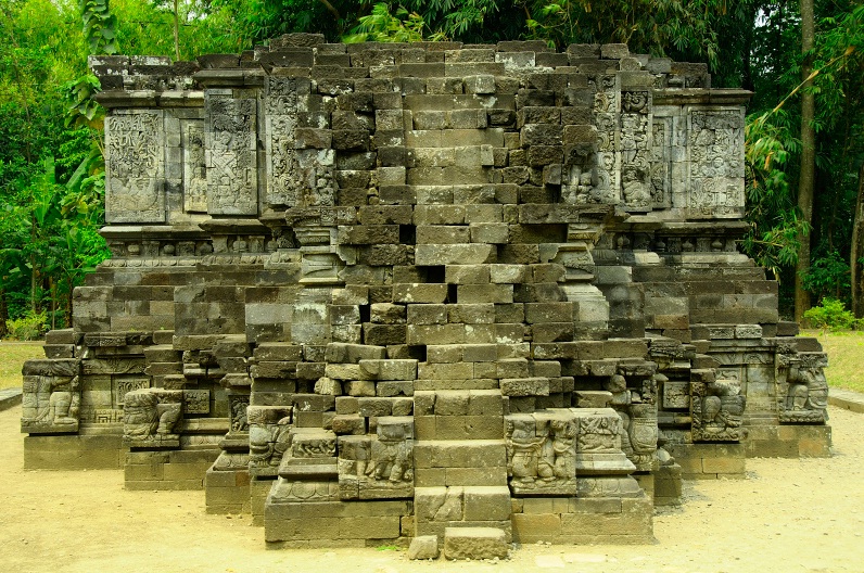 Peninggalan Kerajaan Majapahit, Candi Surawana