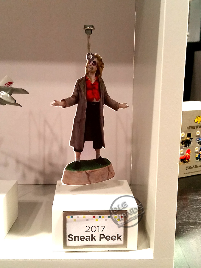 idle hands nycc 2016 hallmark star trek transformers beetlejuice christmas ornament