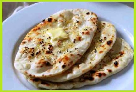 घर पर तवा नान (रोटी) बनाने की विधि - Tawa Naan Recipe in Hindi घर पर तवा नान (रोटी) बनाने की विधि - Tawa Naan Recipe in Hindi