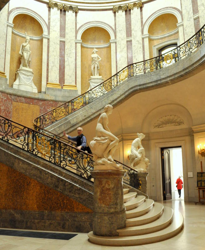 Tomatoes From Canada: Bode Museum of Sculpture