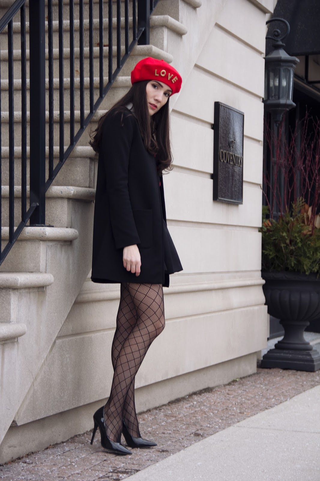 Love Beret | A Valentines Day Inspired Outfit | Carolina Pinglo