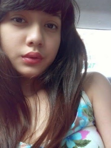 http://anak-berbagi.blogspot.com/2014/04/foto-cewek-cantik-indonesia-tanpa.html