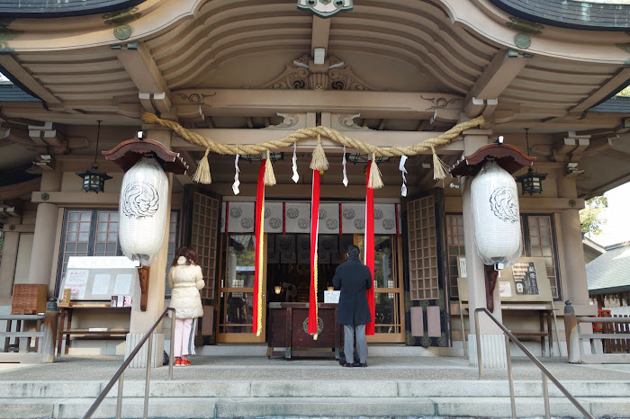 坐摩神社 拝殿