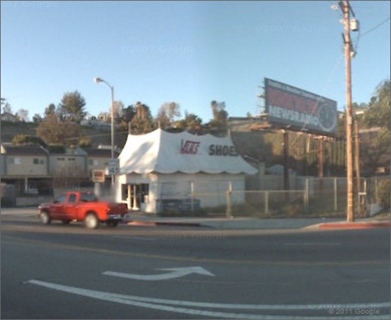 Plaatsen Dollar Met opzet What Happened to the Vans Shoe Store on Topanga Cyn Blvd in Canoga Park? |  San Fernando Valley Blog