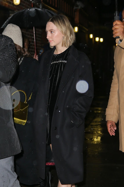 Saoirse Ronan - The Late Show With Stephen Colbert 2019 - imagedesi.com