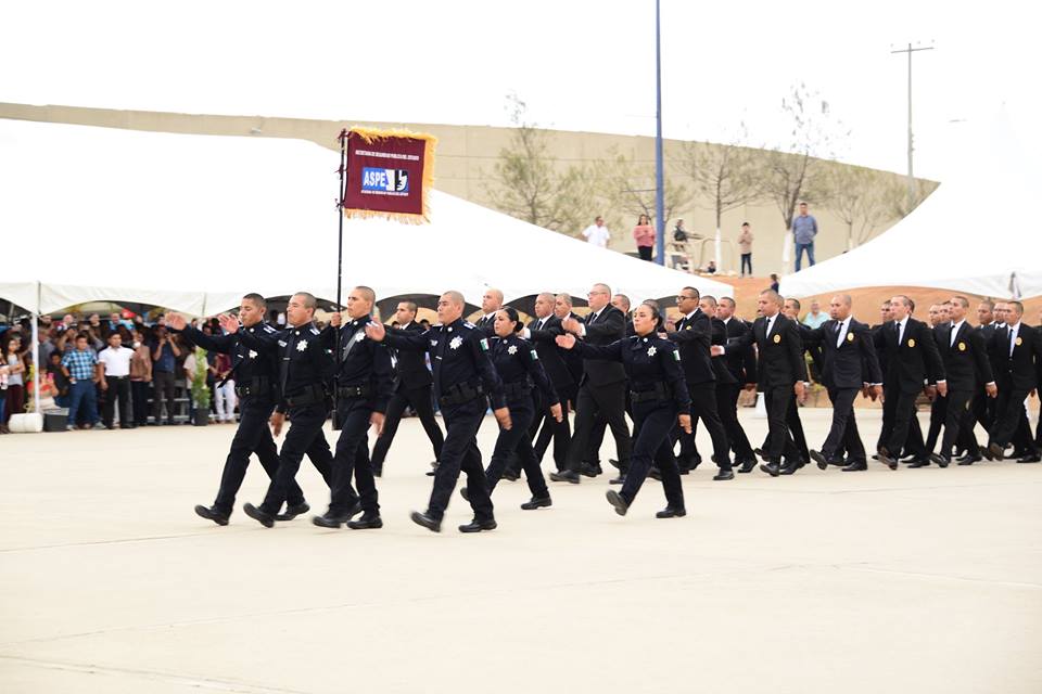 EGRESAN MÁS DE MIL 600 NUEVOS POLICÍAS DE ASPE TIJUANA NOTICIAS