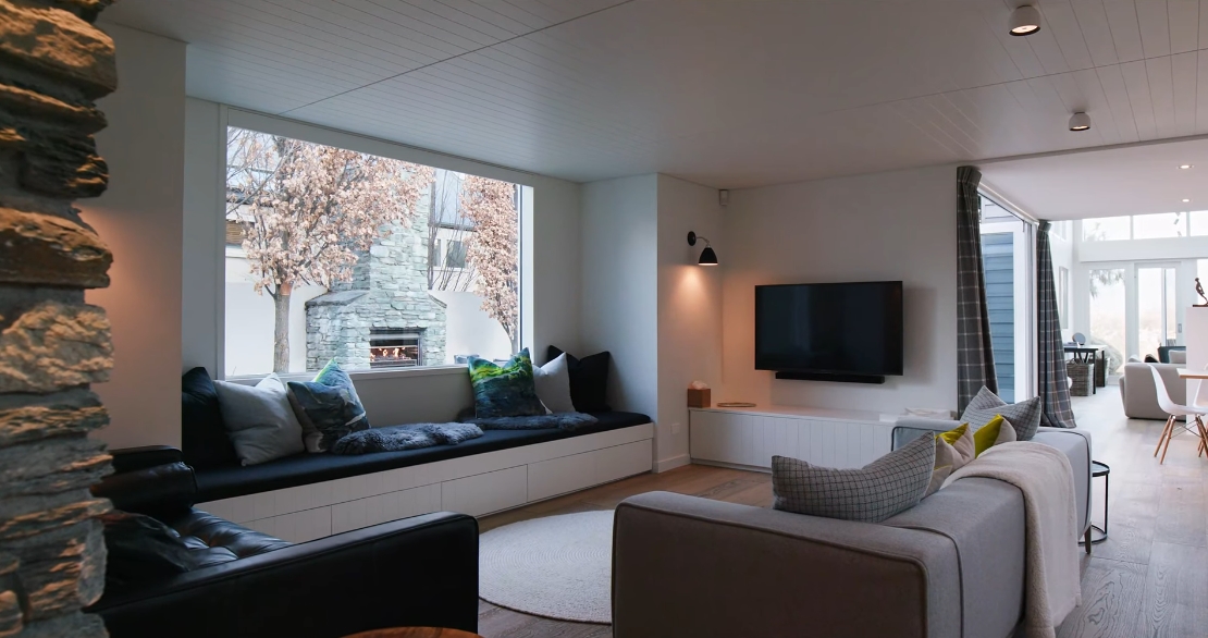 22 Interior Design Photos vs. 13 Malaghans Ridge, Arrowtown Luxury Home Tour