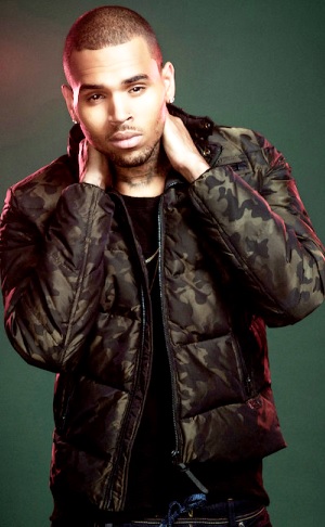 Chris Brown Foto de Chris Brown posando para fans