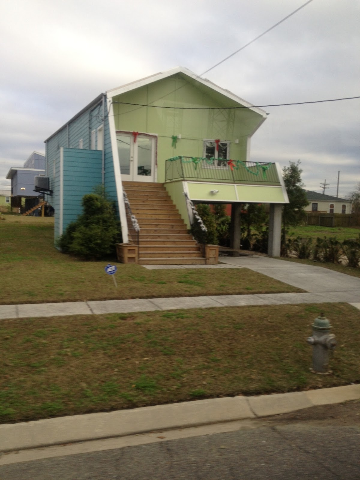 bohemian-urbanista-brad-pitt-houses-ninth-ward-new-orleans