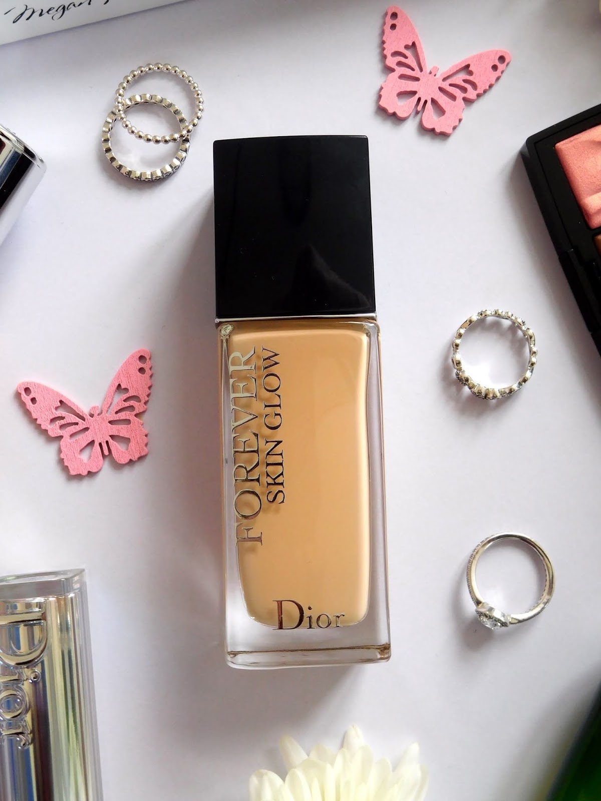 dior glow foundation review