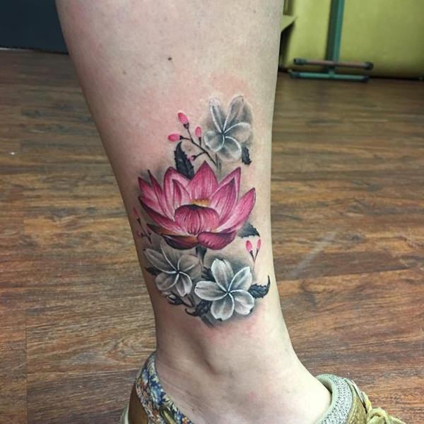 Mini tatuagens femininas para os tornozelos Mini tatuagens femininas para os tornozelos