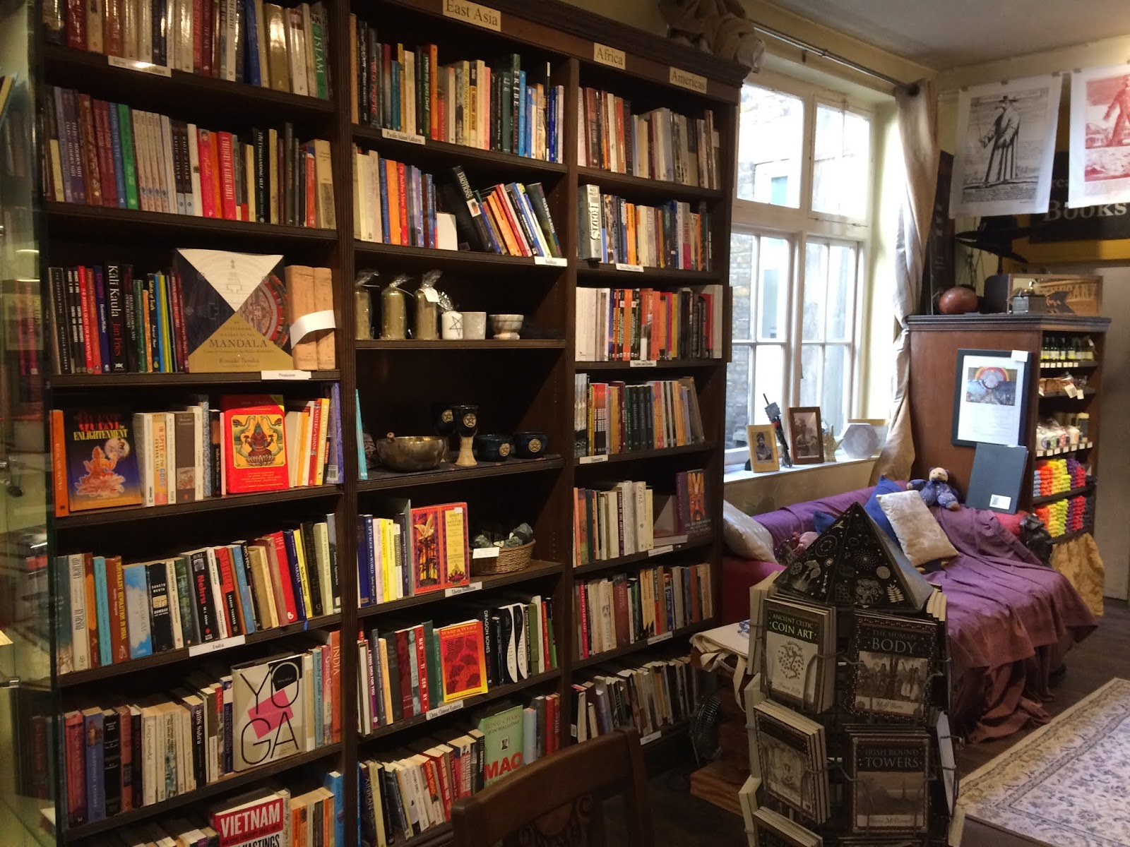 Inside Treadwell's