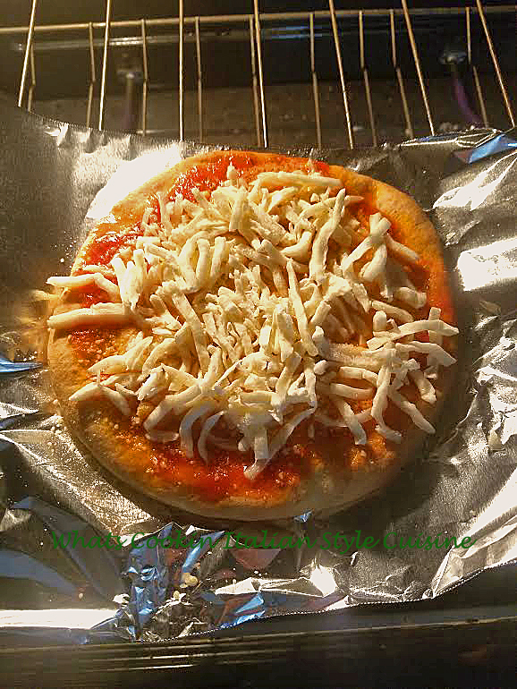 Pita Bread Appetizer Pizza Recipe What's Cookin' Italian Style Cuisine