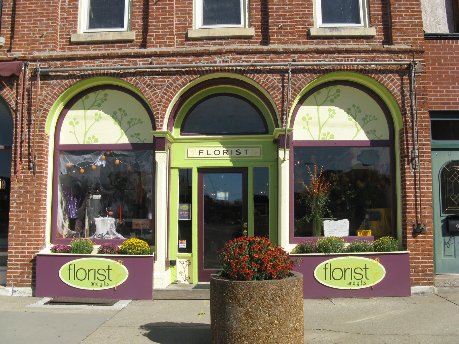 Main Street Florist Design Our Window Competition!