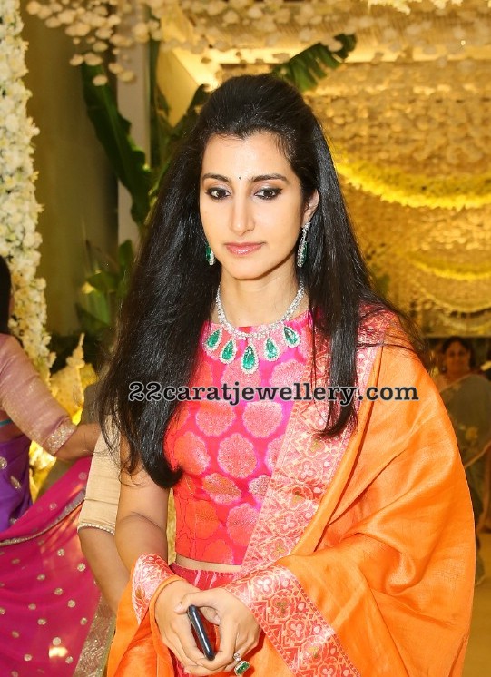 Brahmani Nara in Diamond Emerald Choker Brahmani Nara in Diamond Emerald Choker