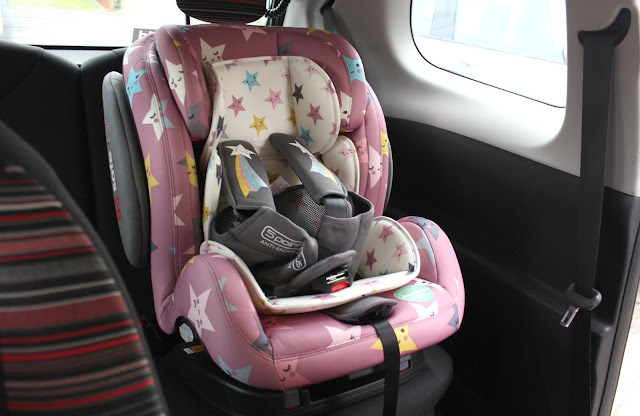 Cosatto Hug ISOFIX Car Seat Cosatto Hug ISOFIX Car Seat Happy Stars Review