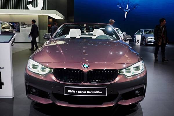 2017 BMW 440i Convertible in Smoked Topaz and with M Performance 2017 BMW 440i Convertible in Smoked Topaz and with M Performance