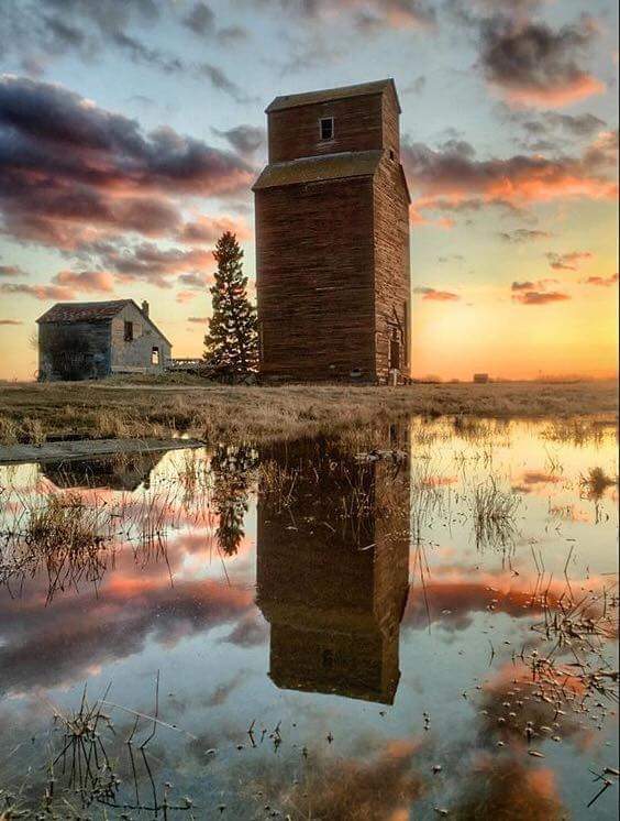 'OZ' The 'Other' Side of the Rainbow "Saskatchewan Sunset Splendour"