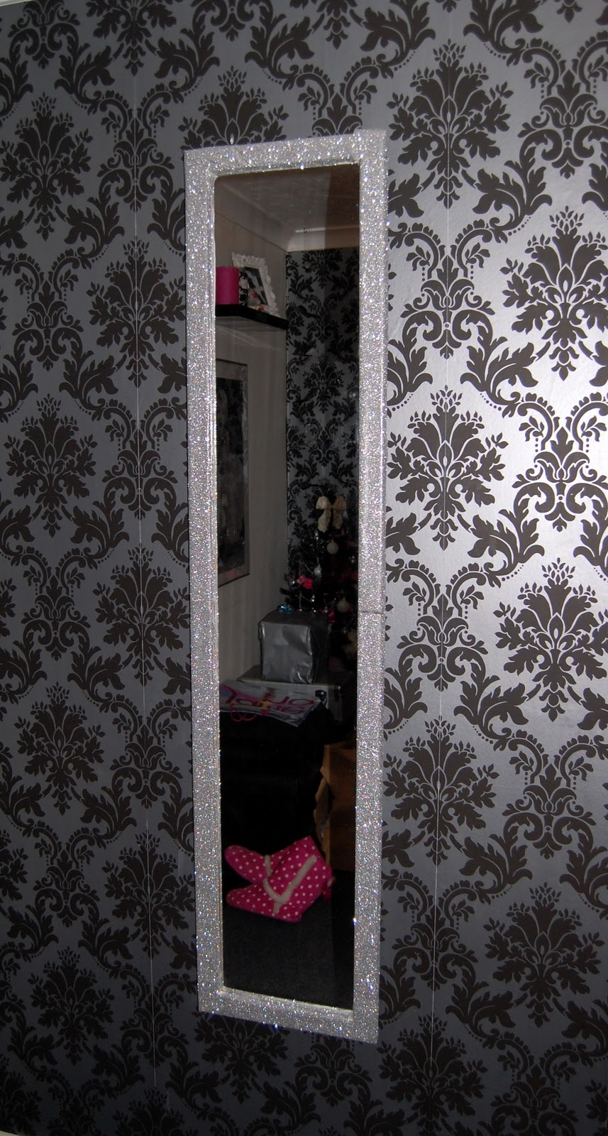 A Bit Of Everything Glitter Picture/Mirror Frame