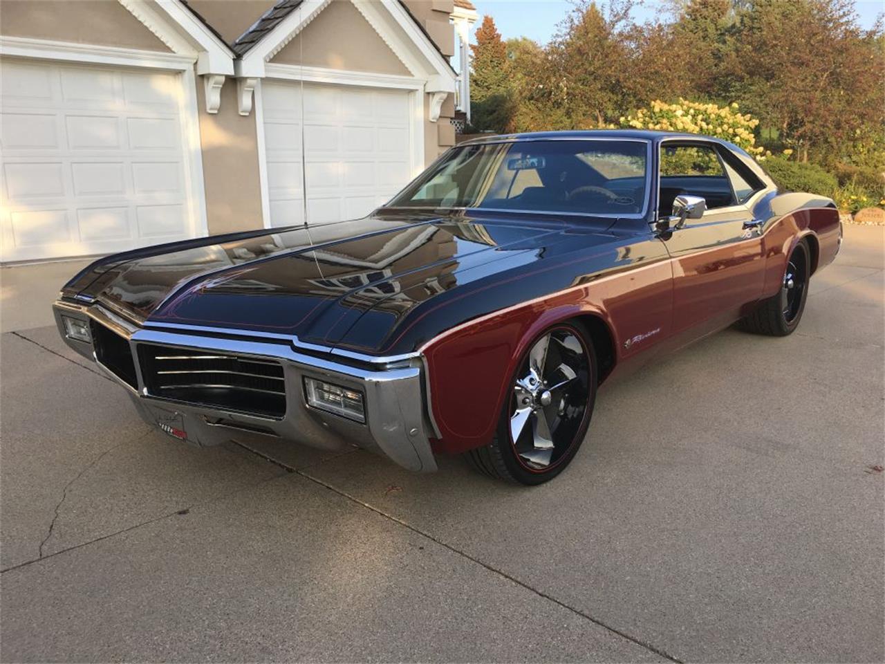 Classic Car / Bike: Buick Riviera