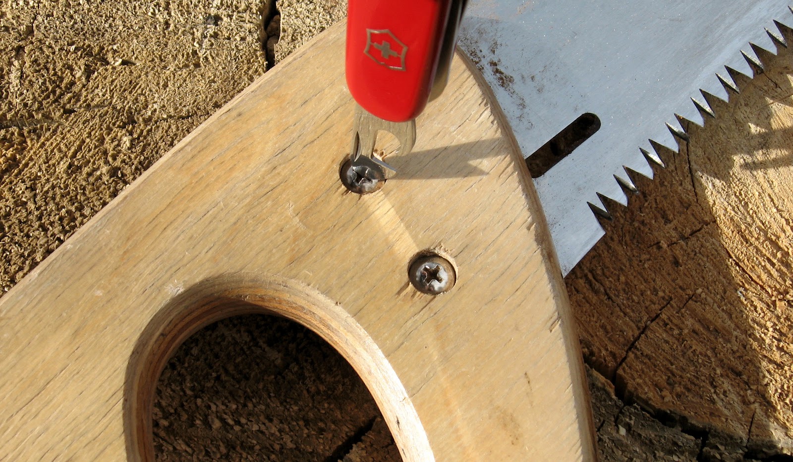 Rocky Mountain Bushcraft Tips and Tricks Use the corkscrew on your