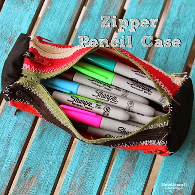 http://www.doodlecraftblog.com/2015/08/zipper-pencil-case.html