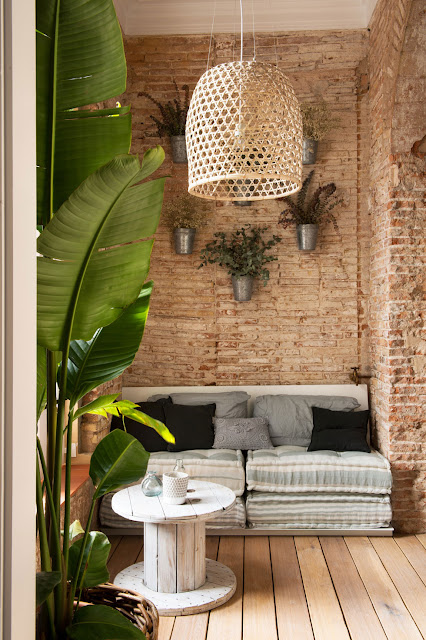 Interior Design: Charming space a loft in Barcelona