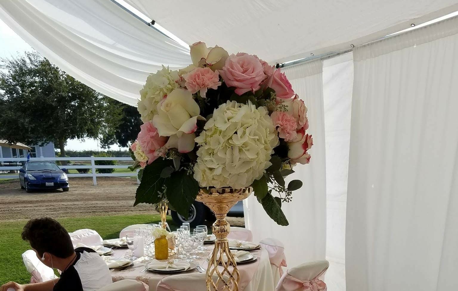 Karen's Bridal and Gifts