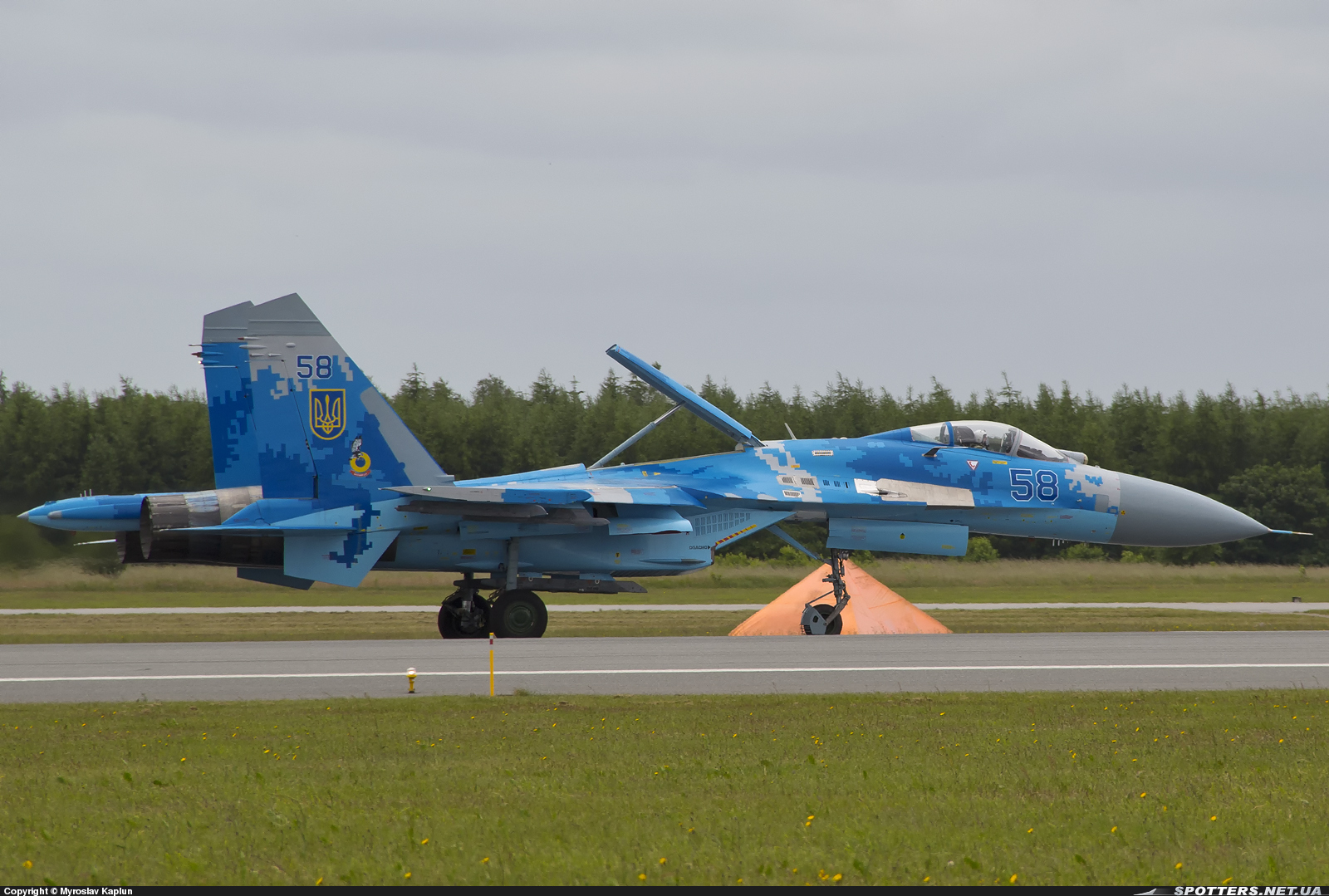 Су-27П бортовий номер 58 «синій»