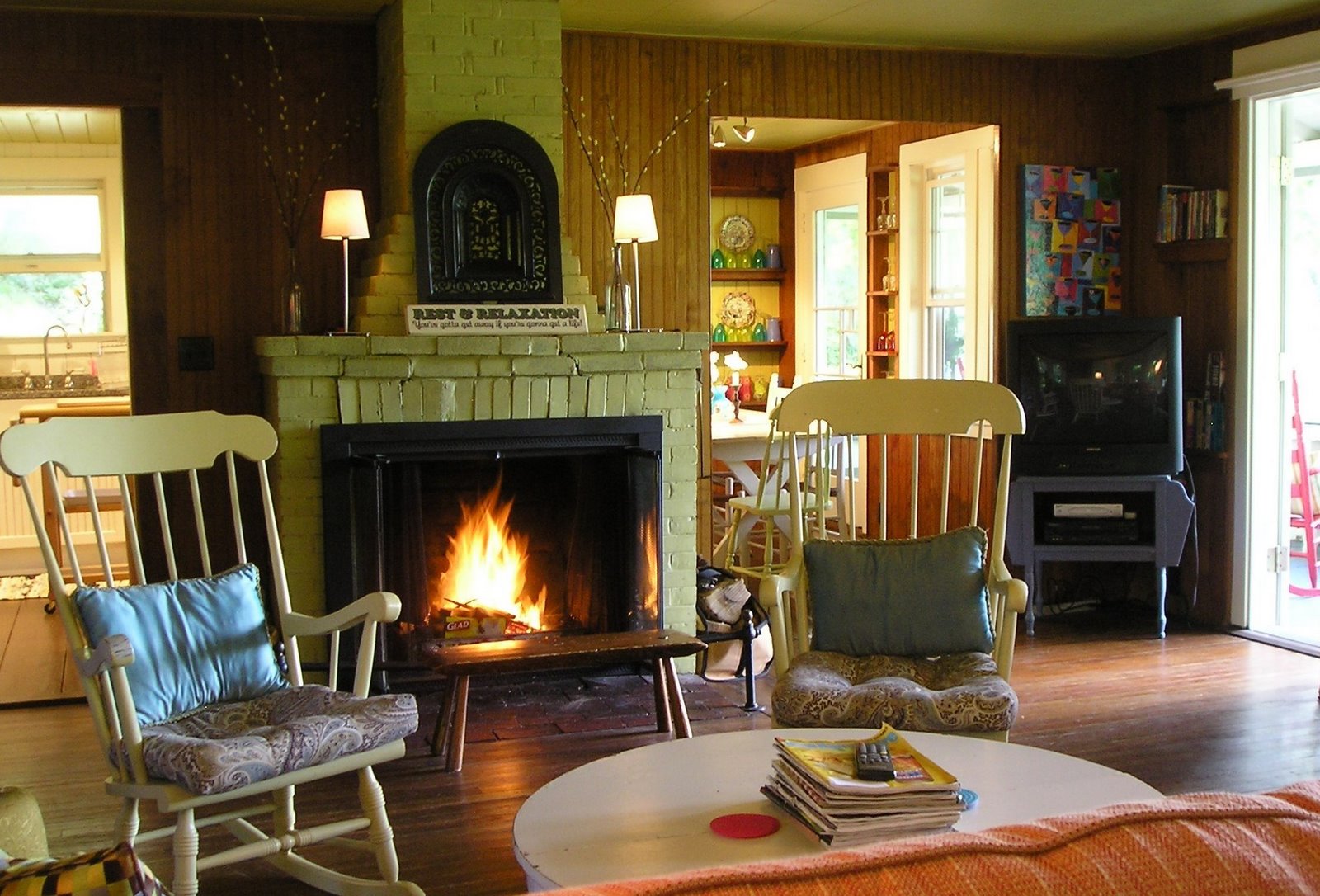 Bartlett Vacation Rental in NH White Mountains Dogs Firewood!