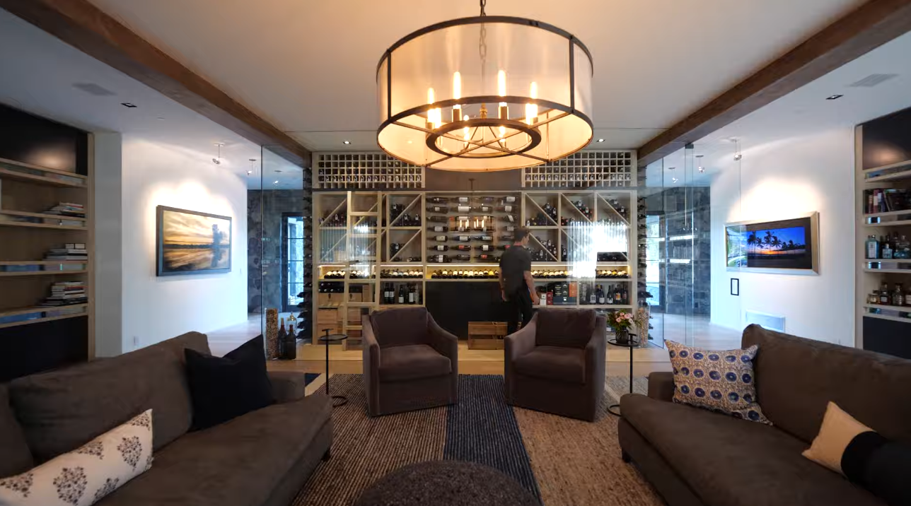 19 Photos vs. Napa Valley-Inspired Luxury Estate in the Heart of Vancouver | Modern Architecture Home - Luxury House & Interior Design Tour 19 Photos vs. Napa Valley-Inspired Luxury Estate in the Heart of Vancouver | Modern Architecture Home - Luxury House & Interior Design Tour