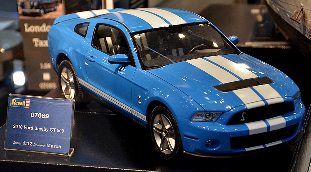 Salute to a legend of motor sport - revell 1:12 scale ford shelby GT500.