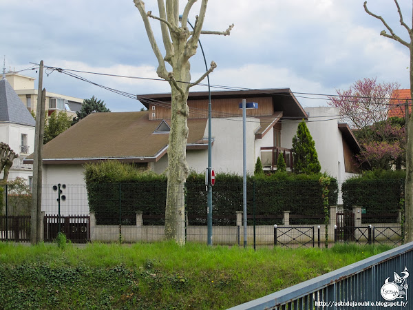Saint-Maur-des-Fossés - Modern house  Architecte:  Construction: