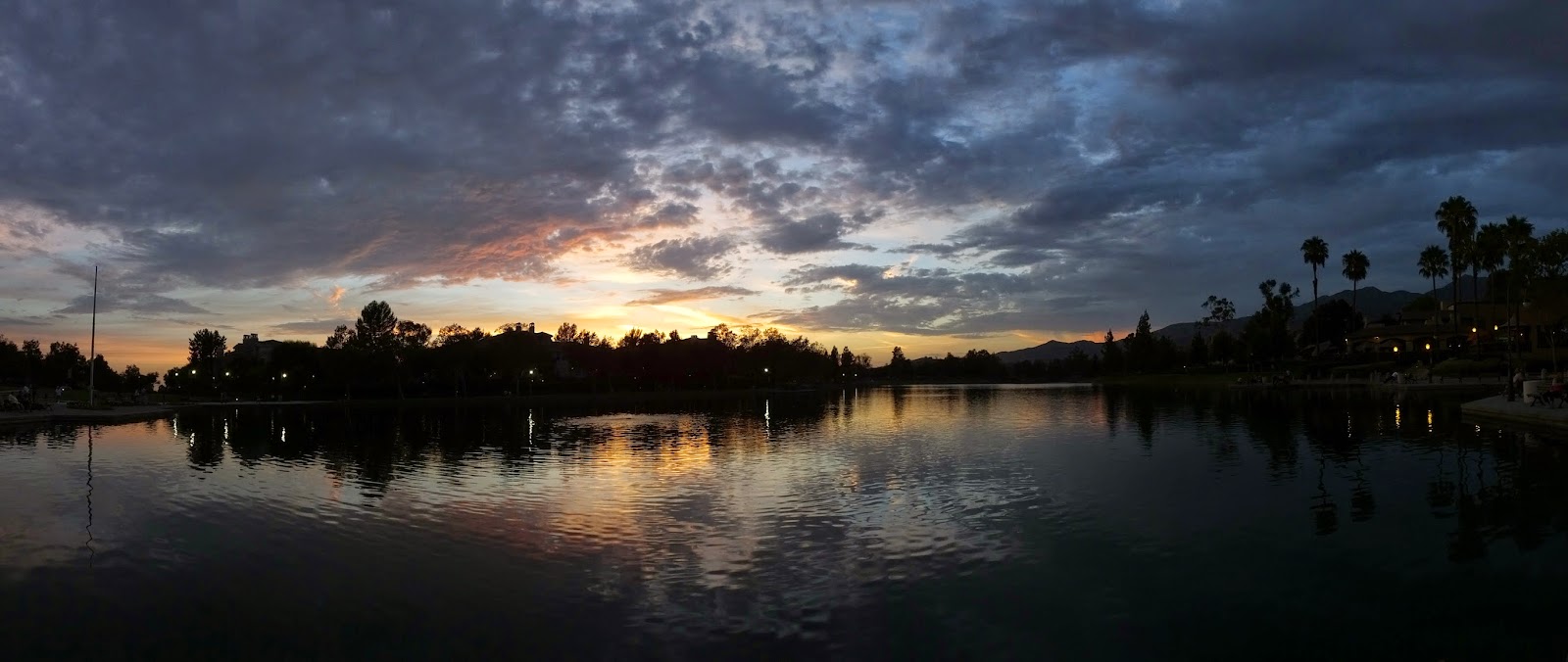 PHOTOGRAPHIC CENTRAL: Fujifilm FinePix HS50 EXR Review