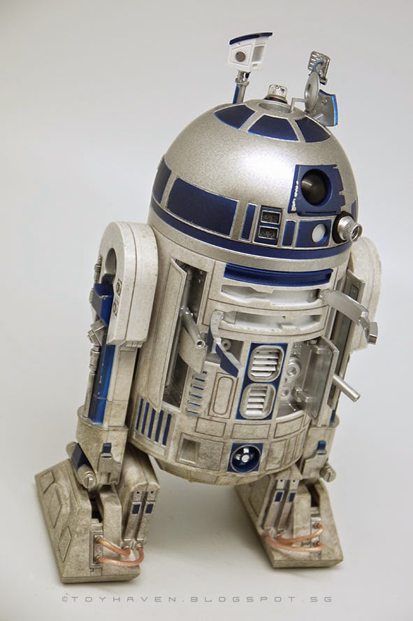 r2 d2 sideshow