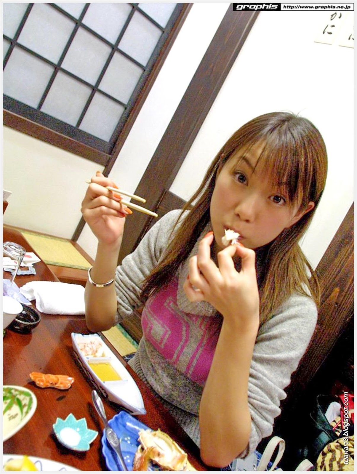 Kurumi Morishita - Gravure Idol (2) .