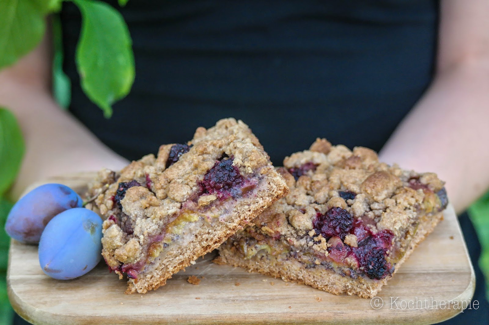 KOCHTHERAPIE: "Ich backs mir": Pflaumen-Mohn-Kuchen mit Brombeeren KOCHTHERAPIE: "Ich backs mir": Pflaumen-Mohn-Kuchen mit Brombeeren