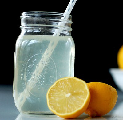 DIY Electrolyte Drink :: Natural rehydration for colds, flu, food poisoning, & physical exertion #drink #healthydrink DIY Electrolyte Drink :: Natural rehydration for colds, flu, food poisoning, & physical exertion #drink #healthydrink