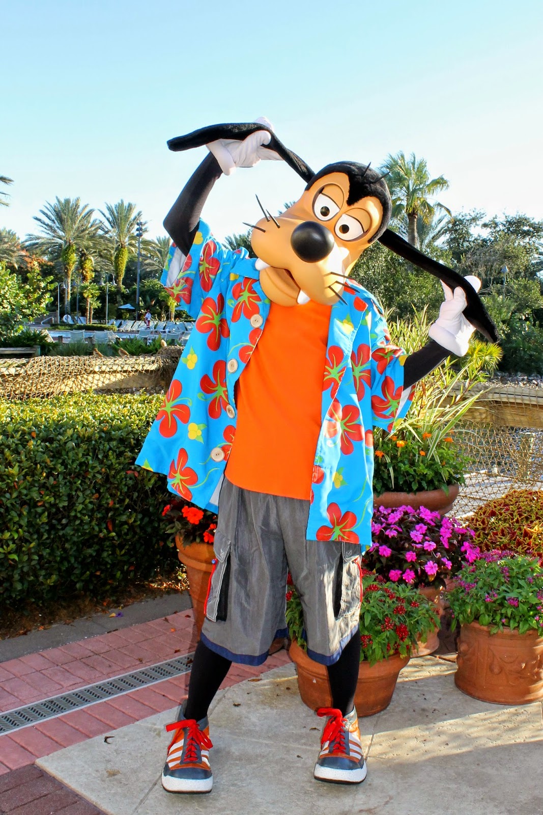 Unofficial Disney Character Hunting Guide: Halloween Around the Walt