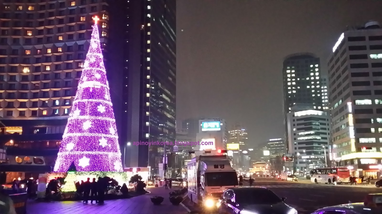 A Pinoy in Korea Christmastime Downtown Seoul!