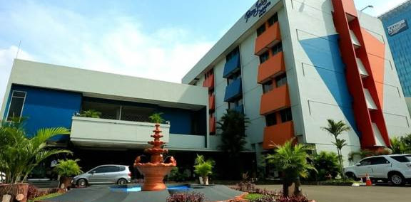 Hotel Patra Jasa yang Dekat dengan Pusat Perbelanjaan dan Pusat Rekreasi Hotel Patra Jasa yang Dekat dengan Pusat Perbelanjaan dan Pusat Rekreasi