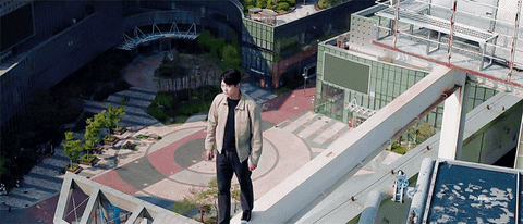 이미지에 대체텍스트 속성이 없습니다; 파일명은 giphy.gif 입니다.