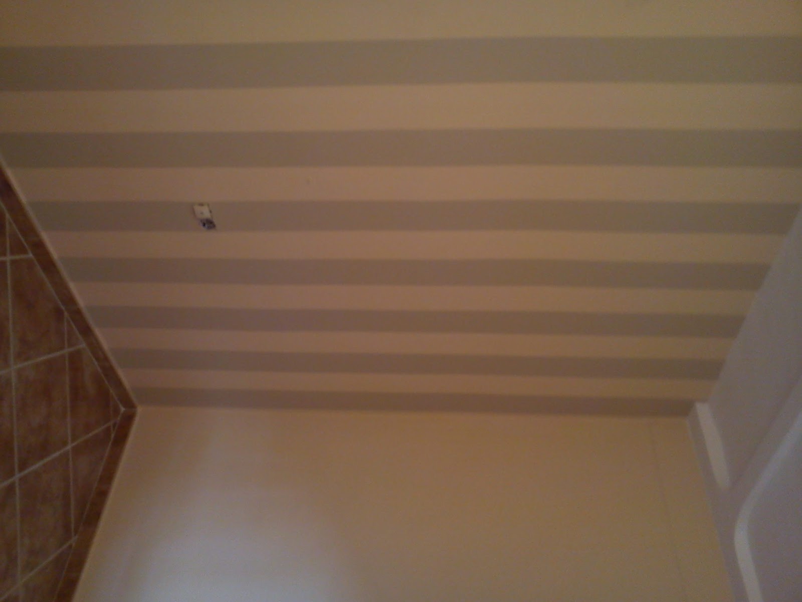 PINTURA Y DECORACION JONATAN PRIETO: PARED DE CABECERO DE DORMITORIO