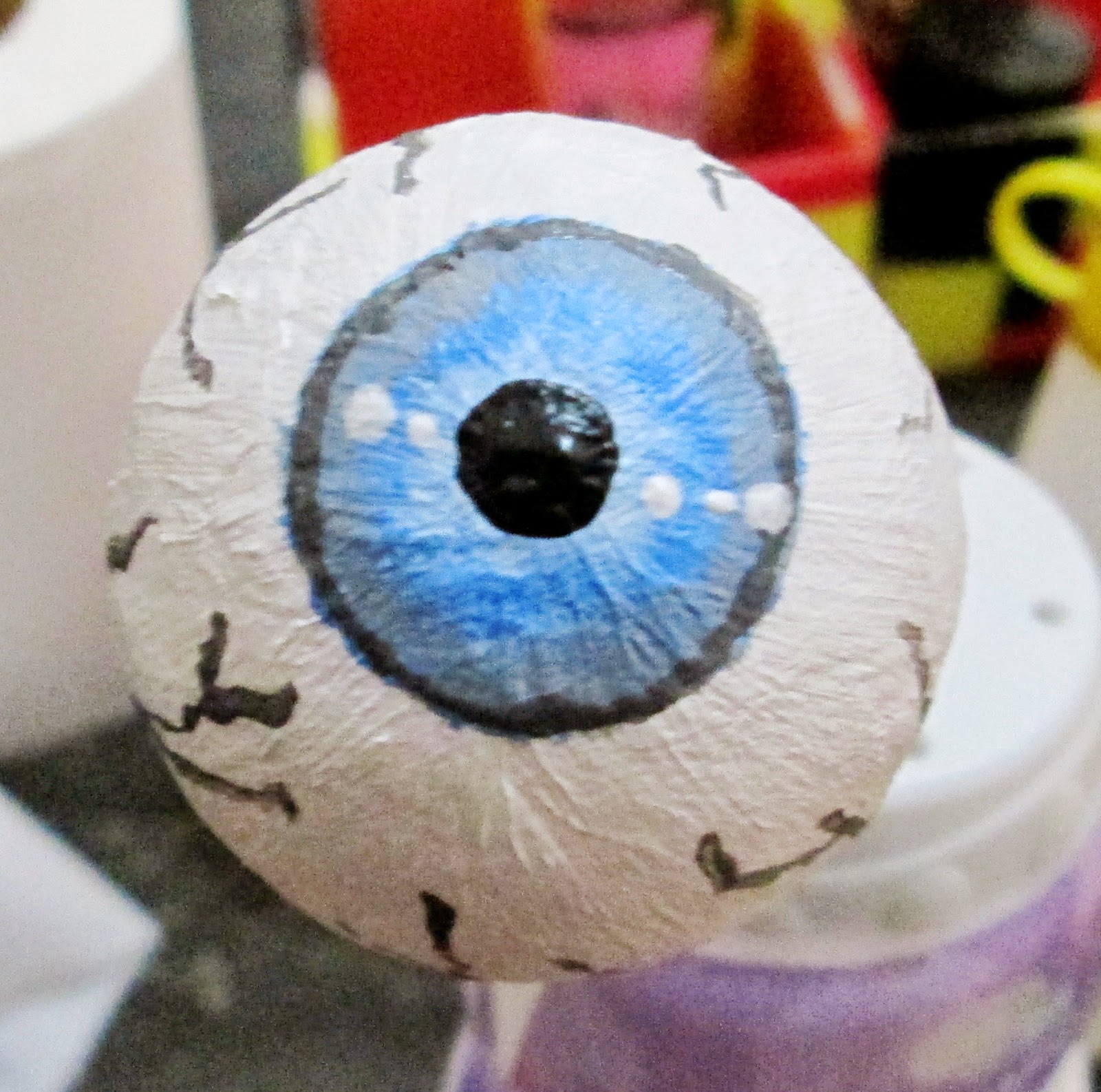 DIY 'Fake Eyeball' MyTimeline