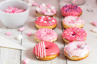 Recette de délicieux mini donuts super girly et sans friture ! 