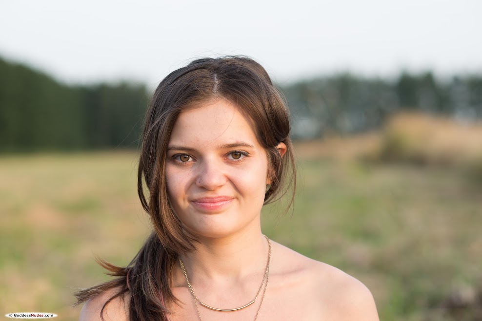 p2ztnlamkbe8 title2:GoddessNudes Pola #3